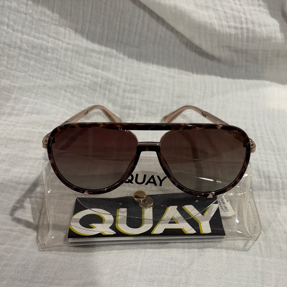 Quay Polarized High Profile 126 sunglasses